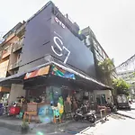 S7 Hostel
