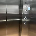 8 Resident