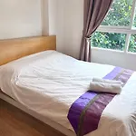 8 Resident
