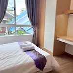 8 Resident