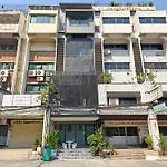 Bangkok Watergate Townhouse 曼谷中心水門家