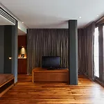 Luxx Langsuan Hotel - Sha Plus
