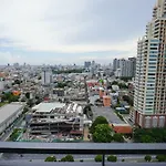 Luxury Apartment Near Downtown