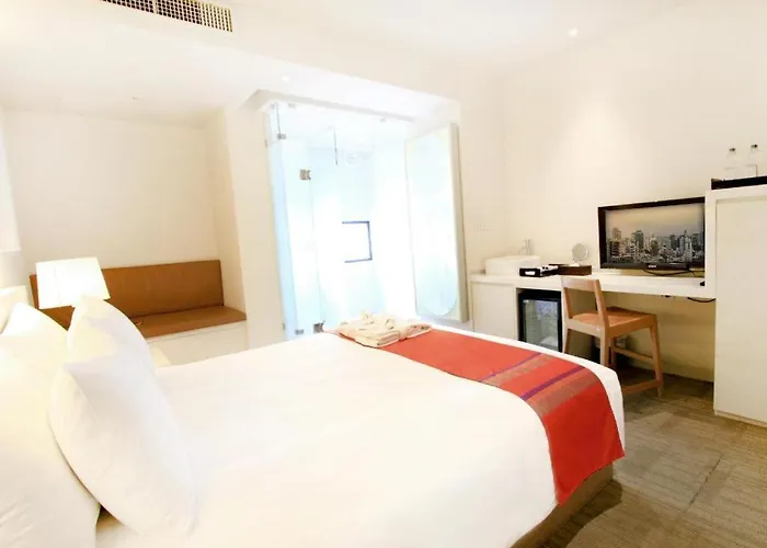 Aspira Hiptique Sukhumvit 13