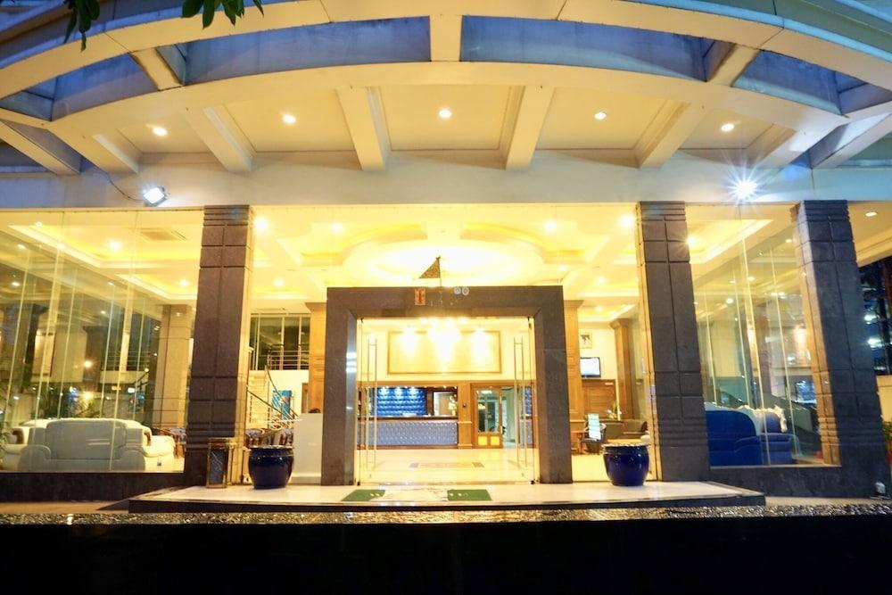 Khách sạn Miloft Sathorn - Sha Certified 5*