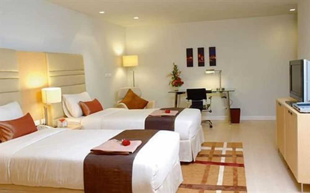 Hotel The Tivoli 3*
