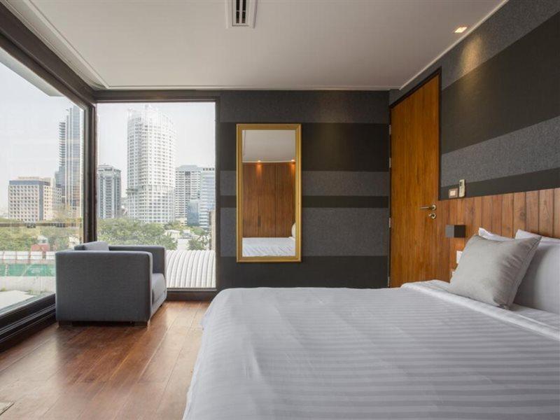Hotel Luxx Langsuan - Sha 4*