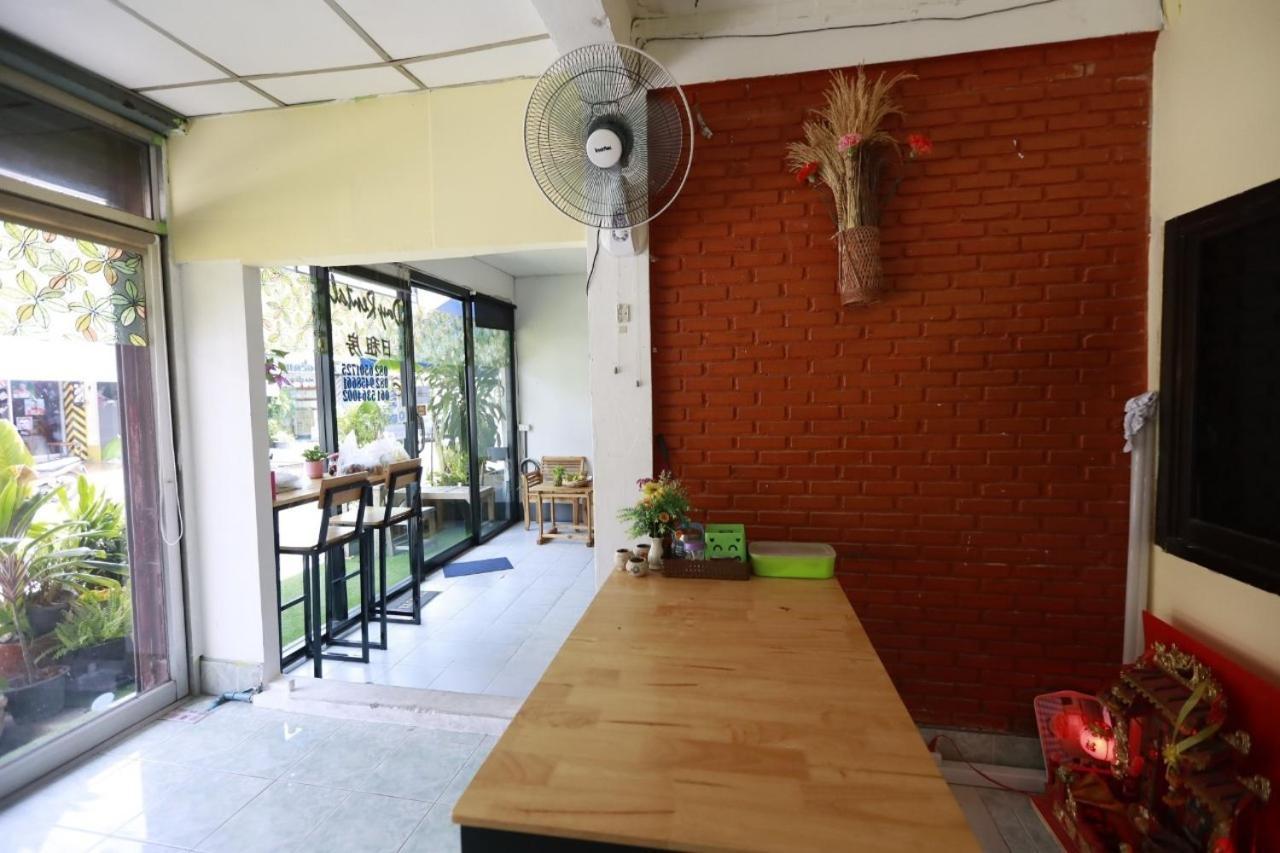 Banana Donmuang Asrama *