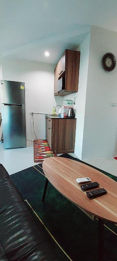 Asakan Place Srinakarin Apartment