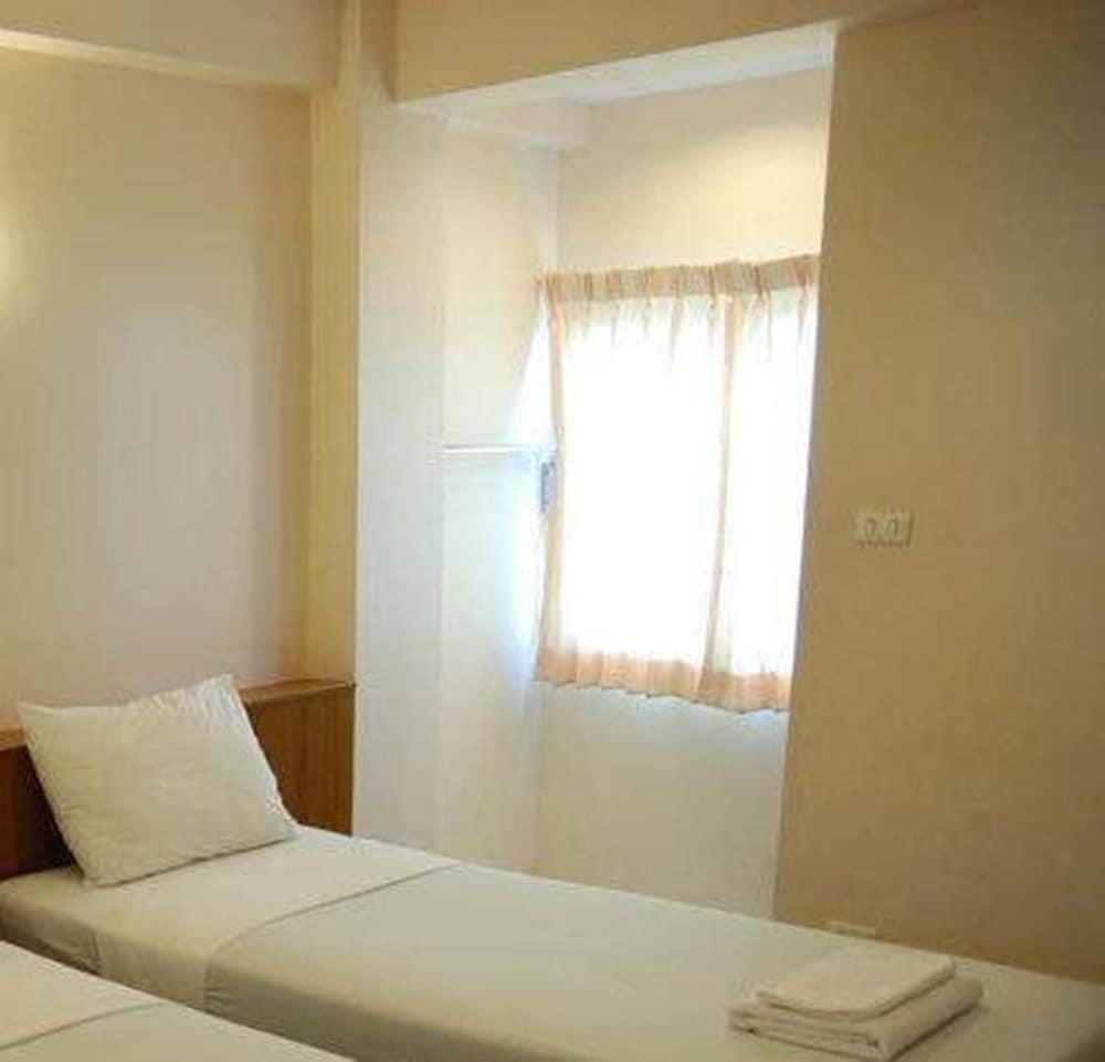 Hotel Rambuttri House