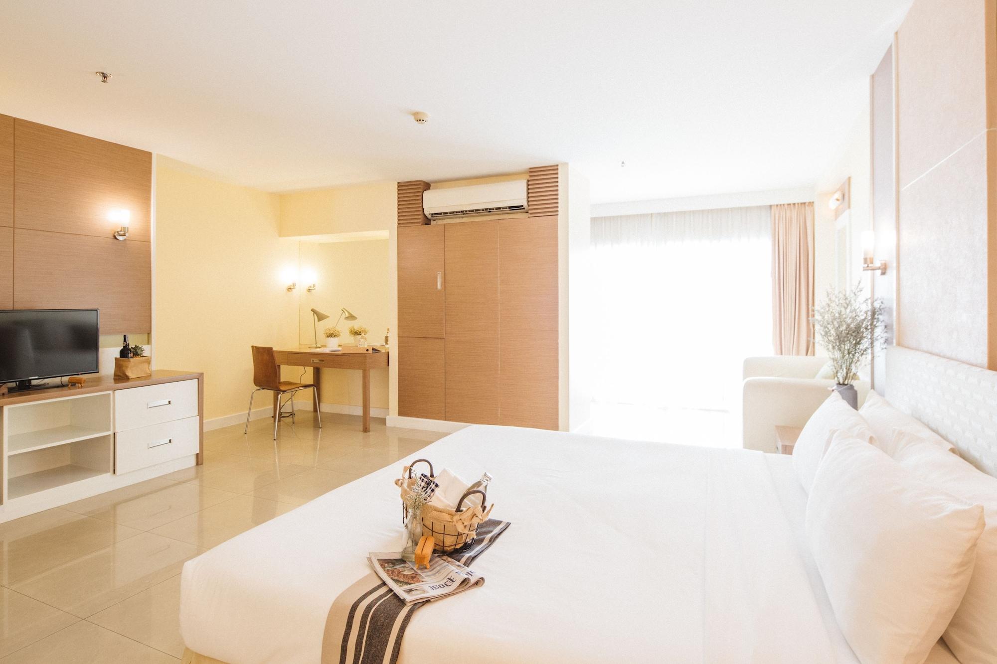 Clef Hotel 5*