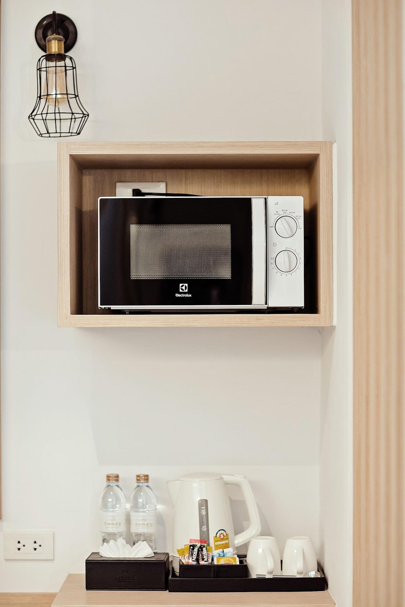 Three Sukhumvit 3*