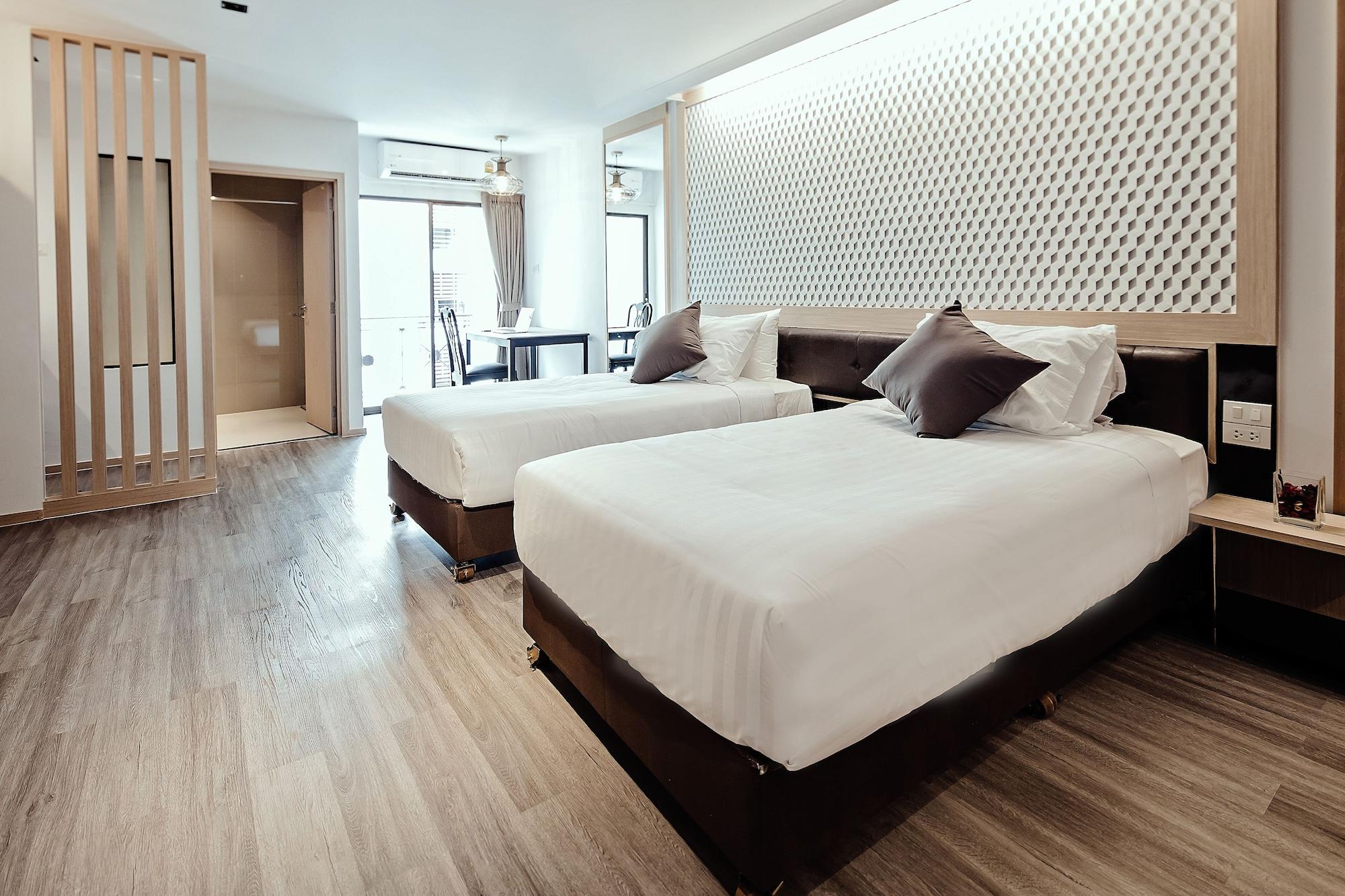 Three Sukhumvit 3*