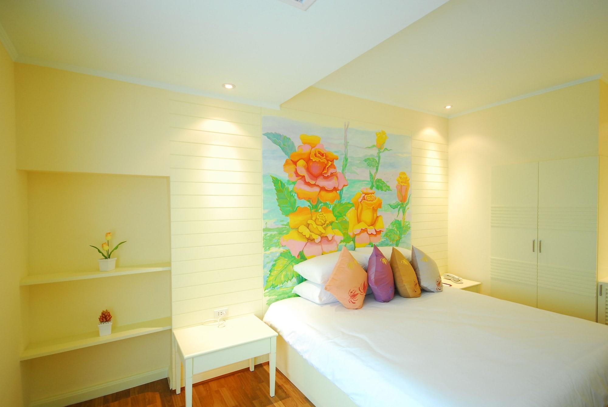 Hip Hotel 3*