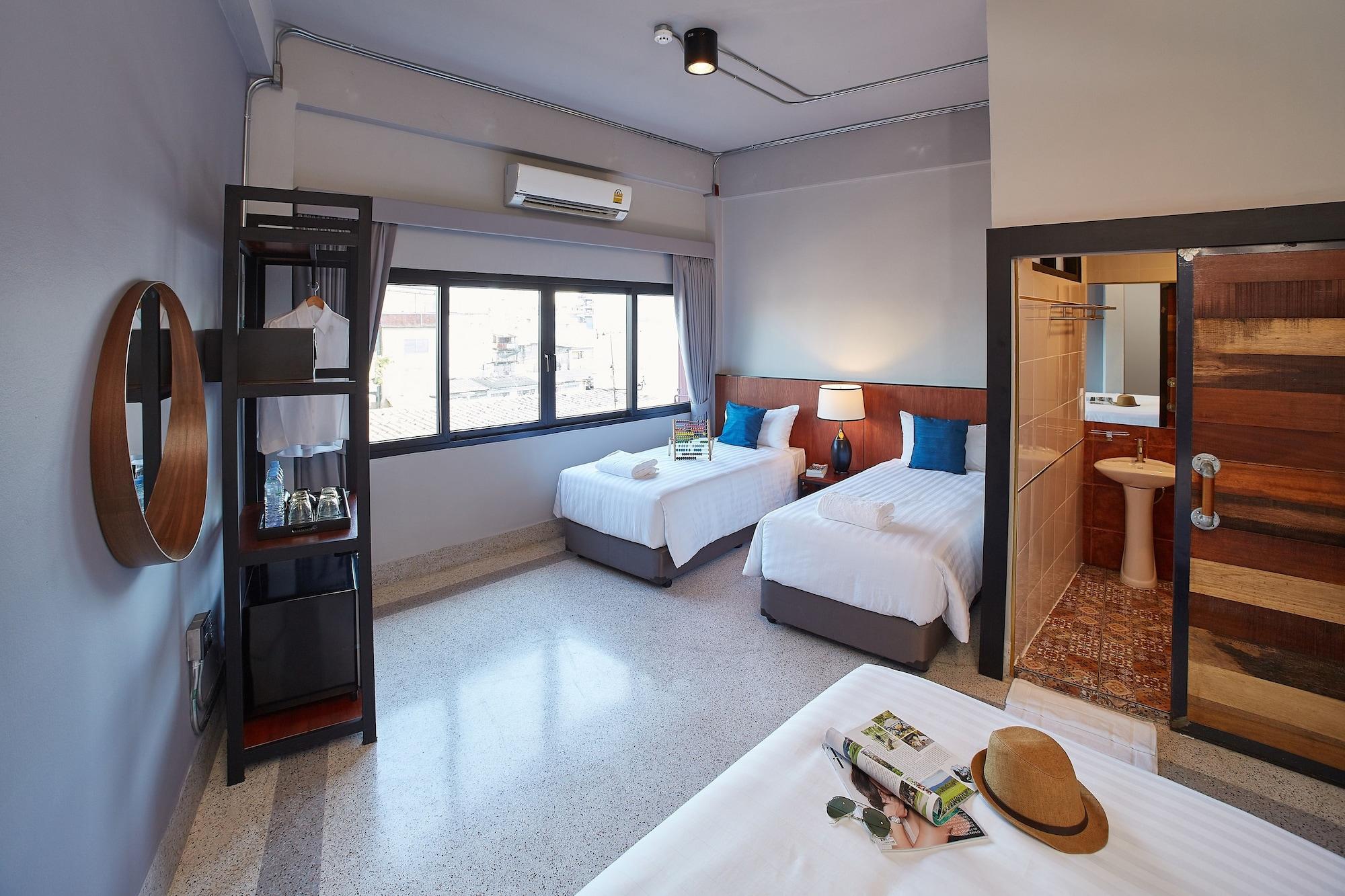 W22 By Burasari - Sha Extra Certified Hotel 3*