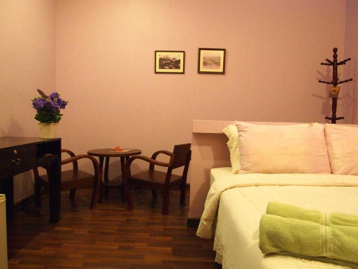 Niras Bankoc Hostel Albergue *