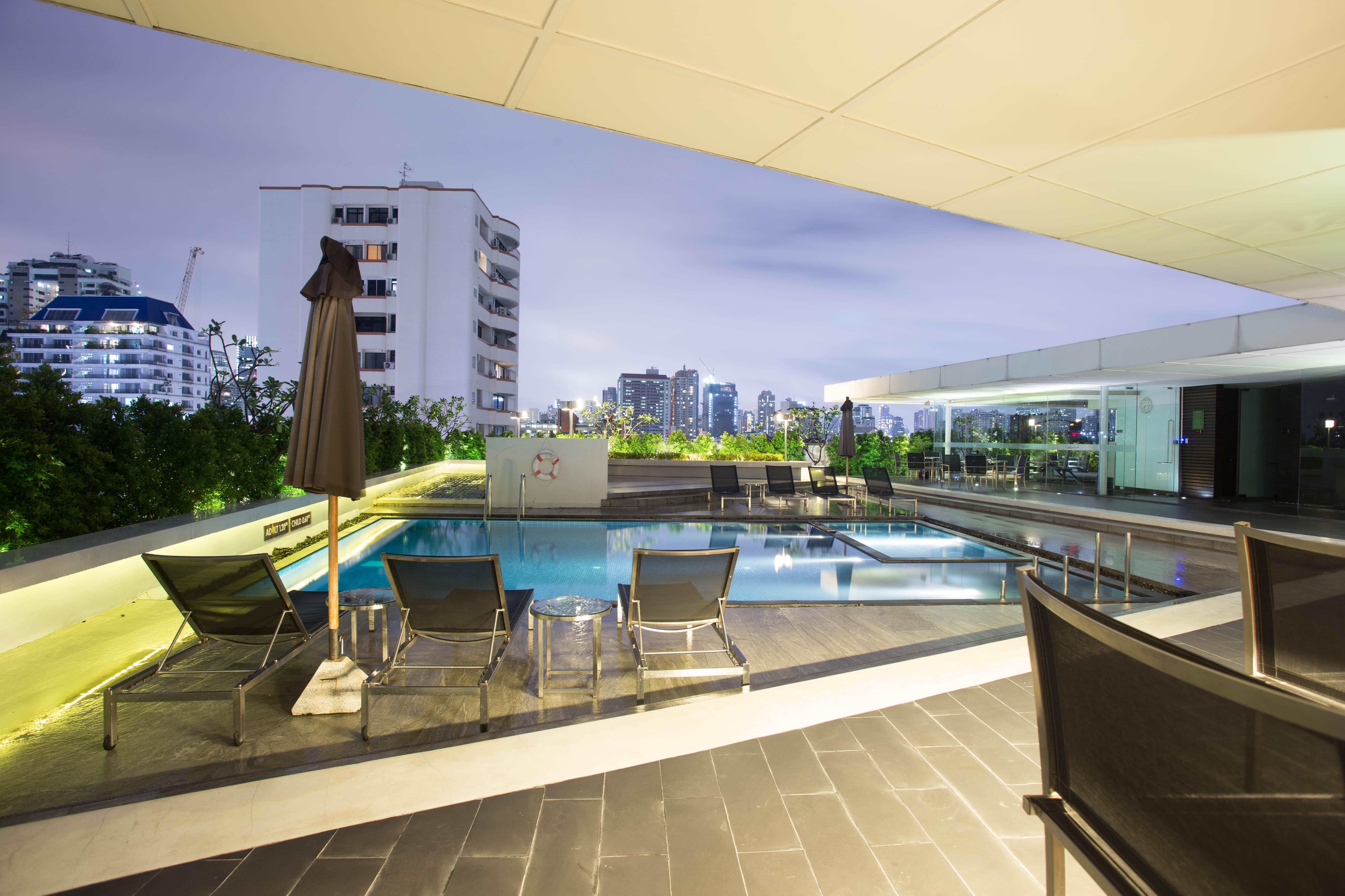 Oakwood Sukhumvit Thonglor 4*