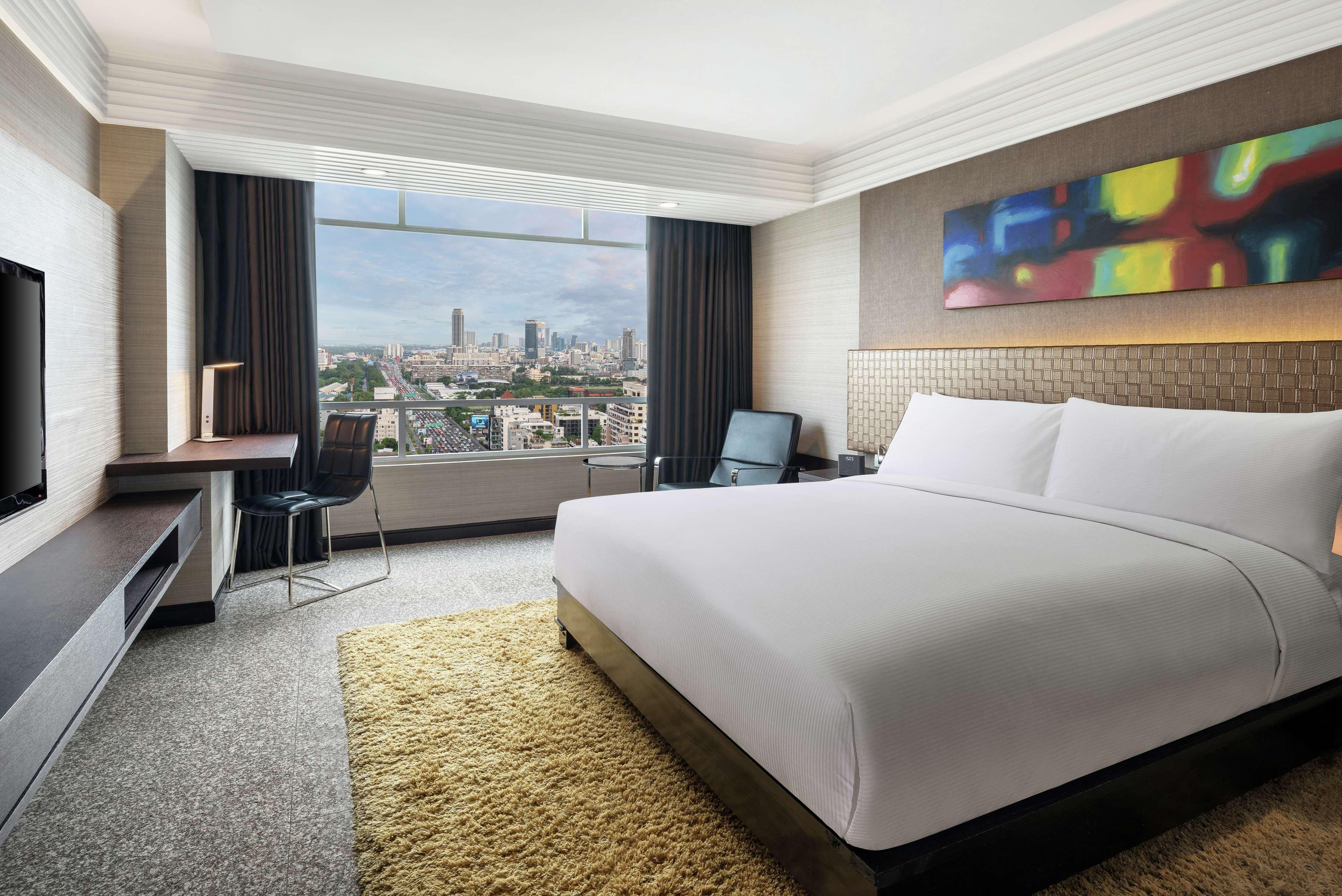 Doubletree By Hilton Ploenchit Khách sạn Bangkok
