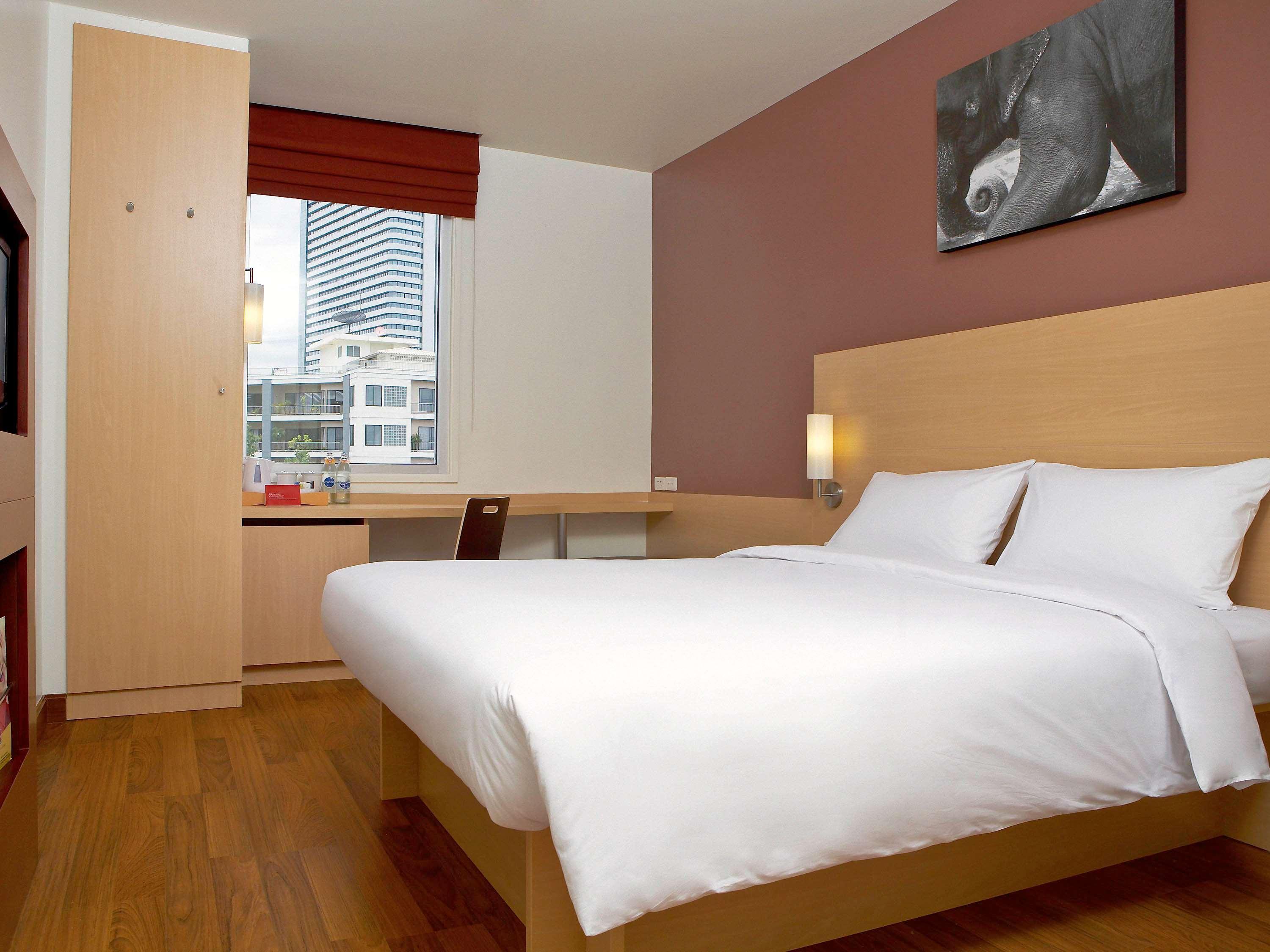 Ibis Sathorn Hotel