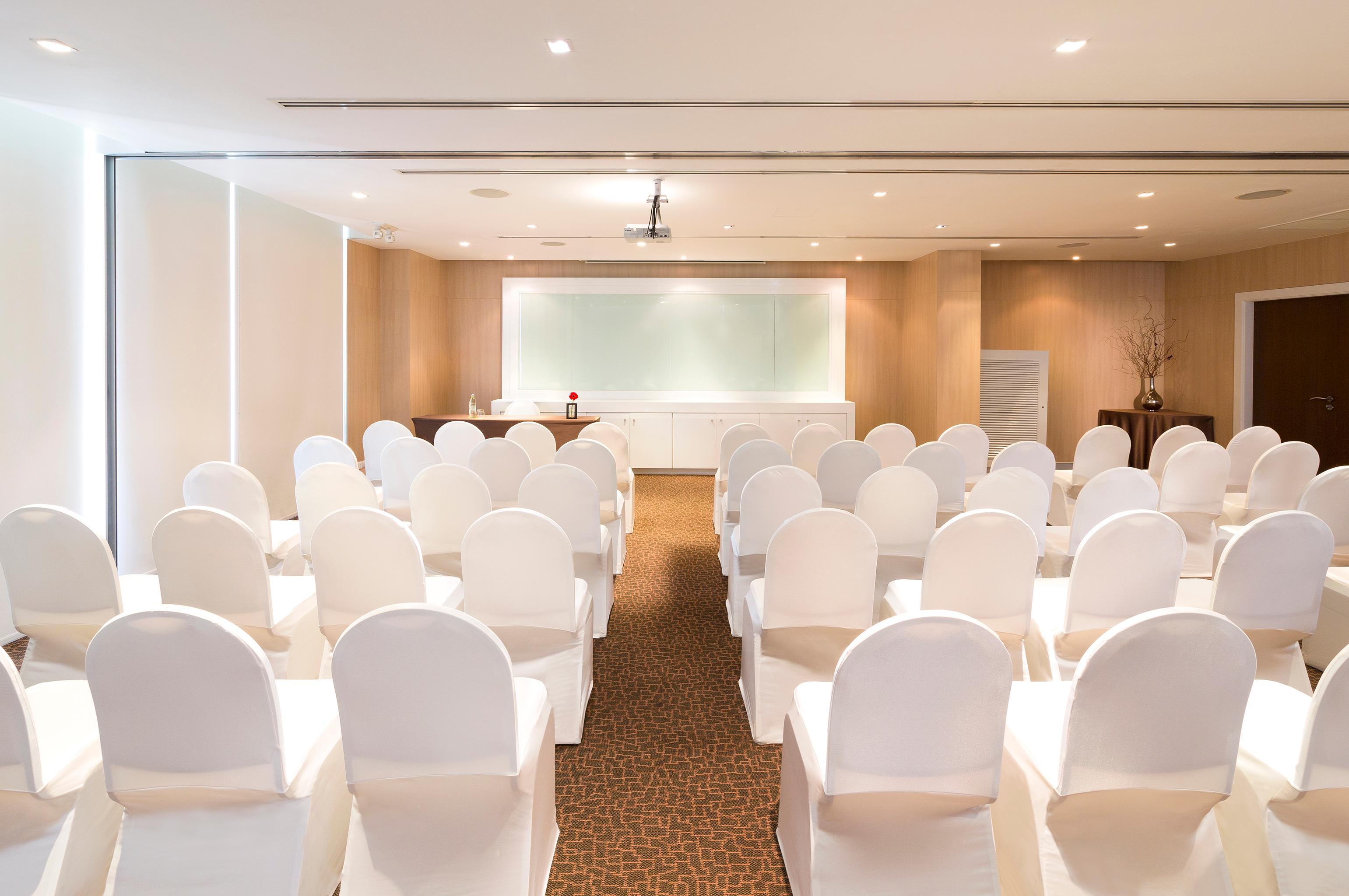 Ibis Sathorn Bangkok