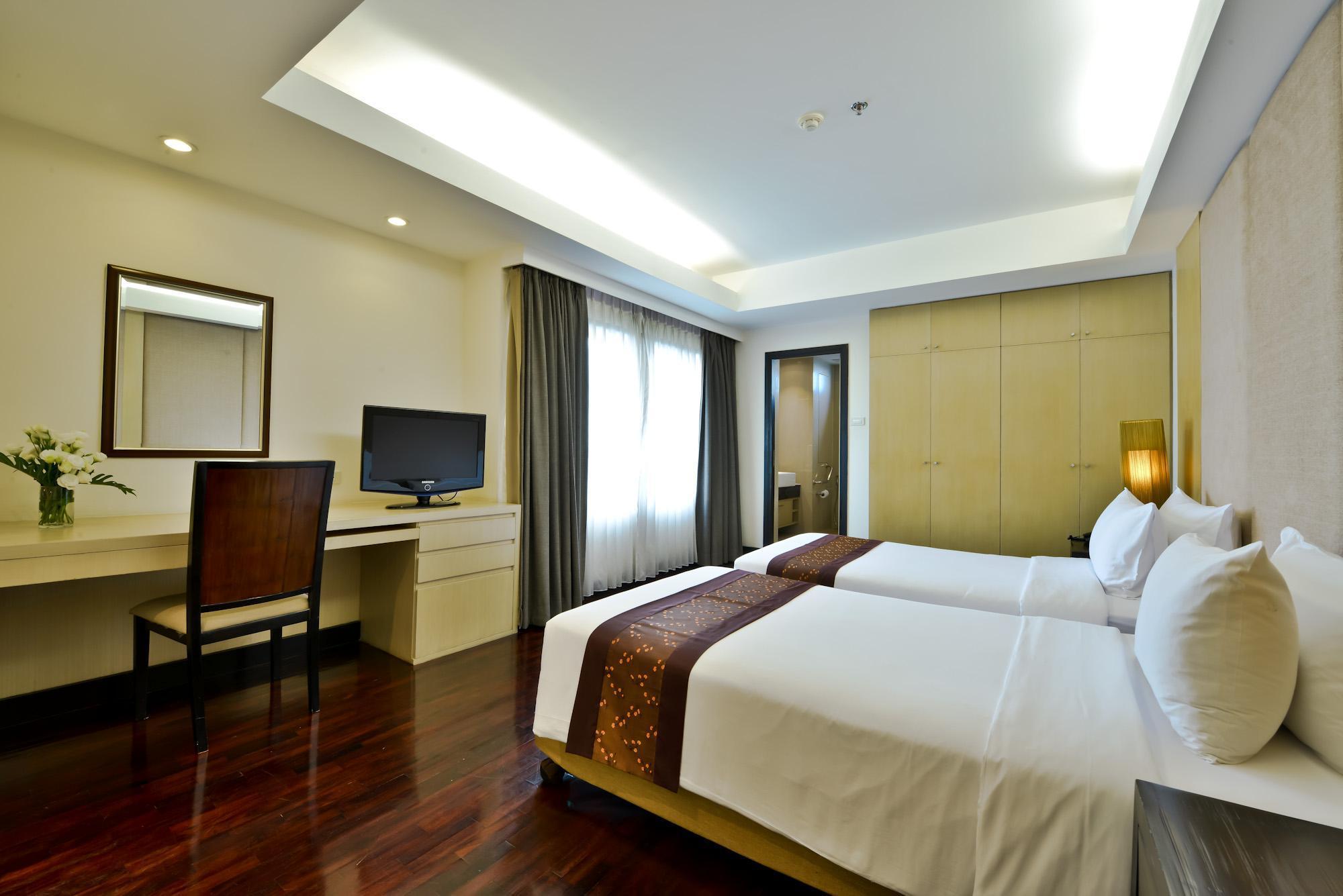 Aparthotel Abloom Exclusive Serviced 4*