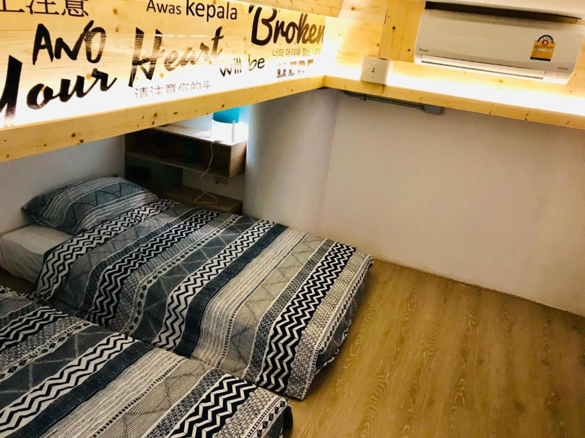 Blu Ari Stylish Gay Poshtel Hotel 2*