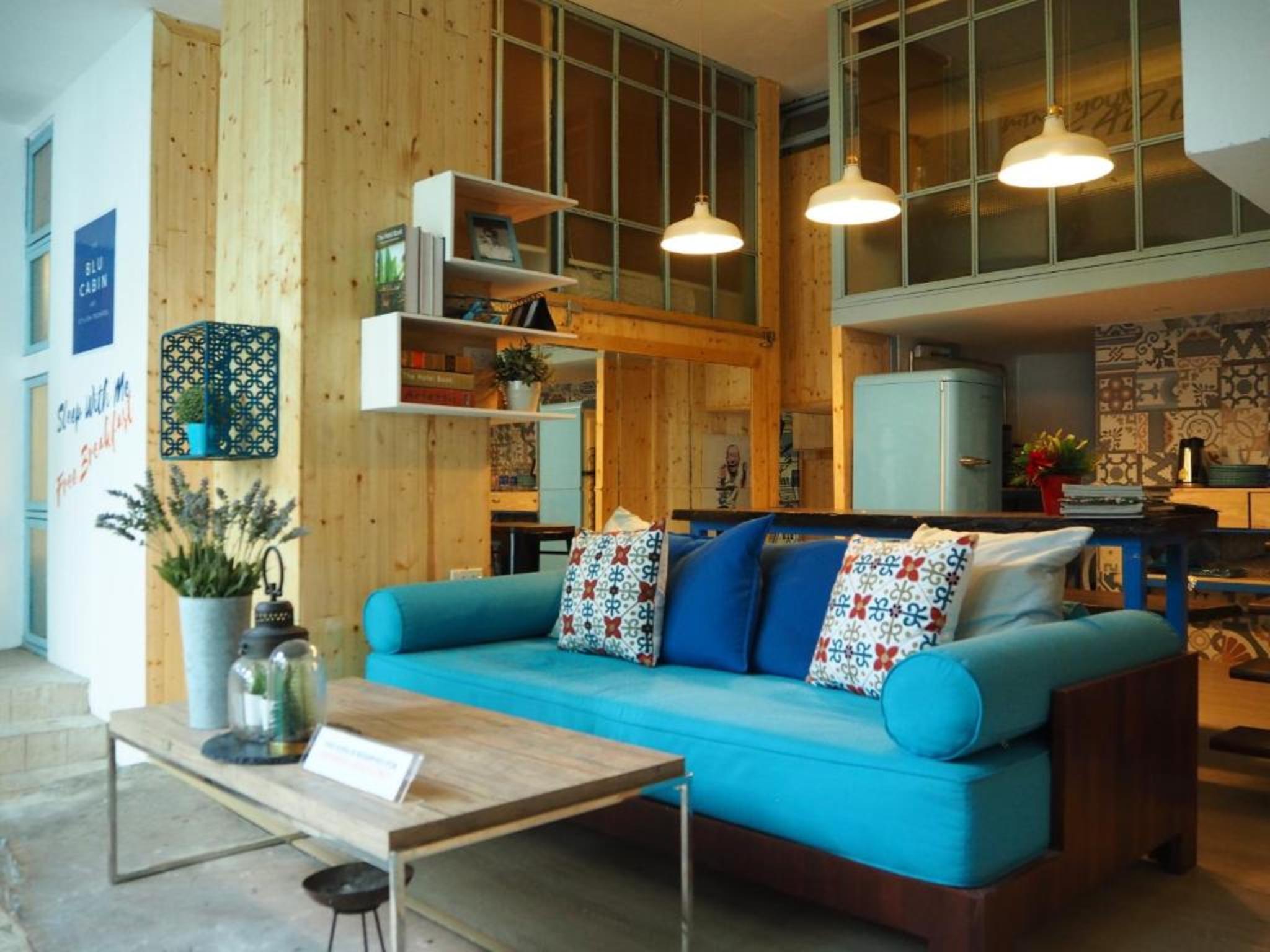 Blu Ari Stylish Gay Poshtel Hotel