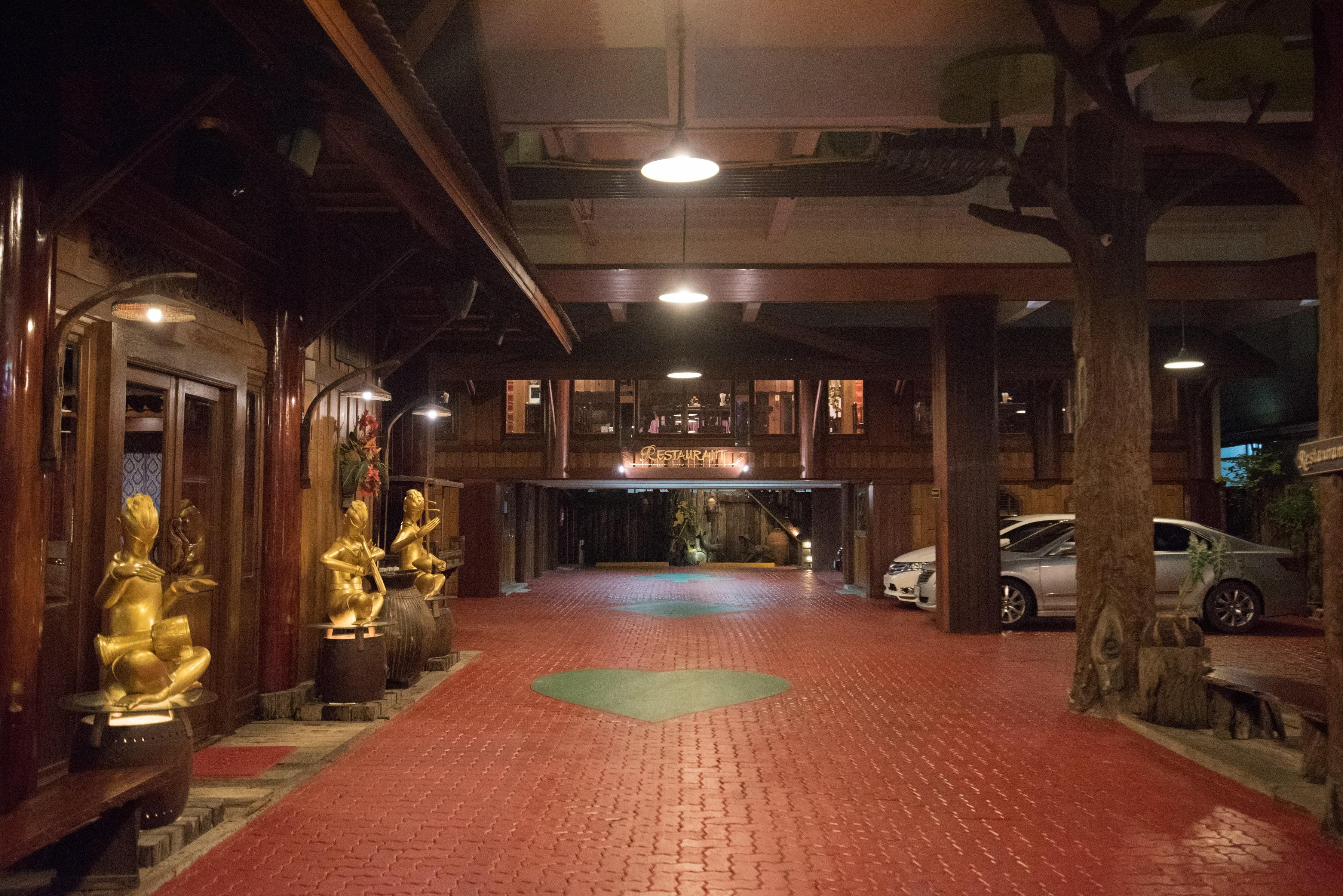 True Siam Phayathai Khách sạn