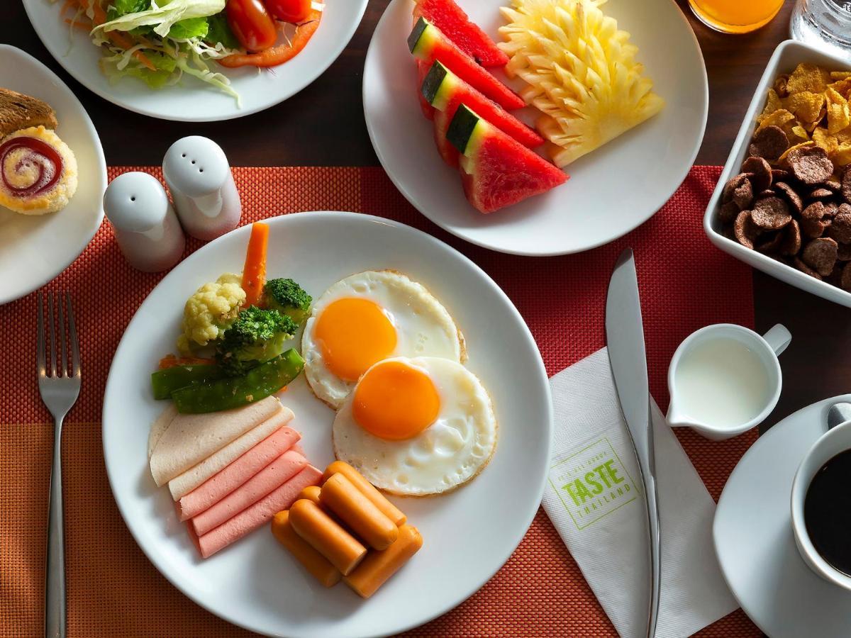 Hotel Ibis Siam 3*