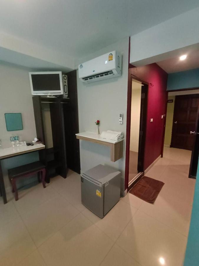 Bb House Rambuttri Nhà trọ