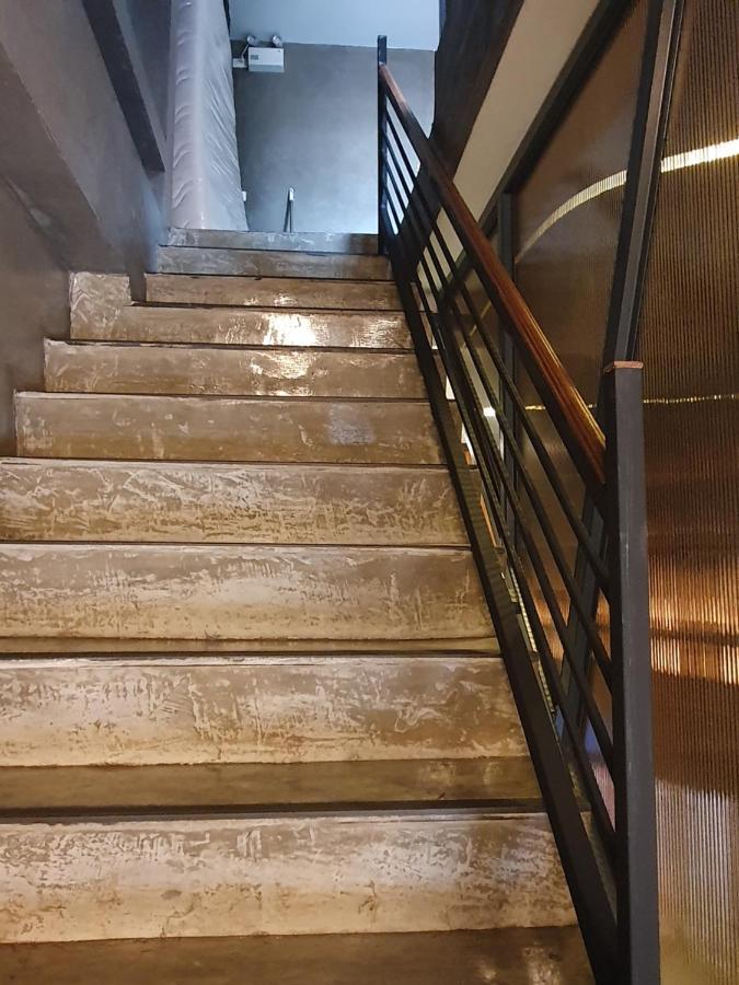 Baan Wualamphong บ้านวัวลำพอง Acomodação com café da manhã  *