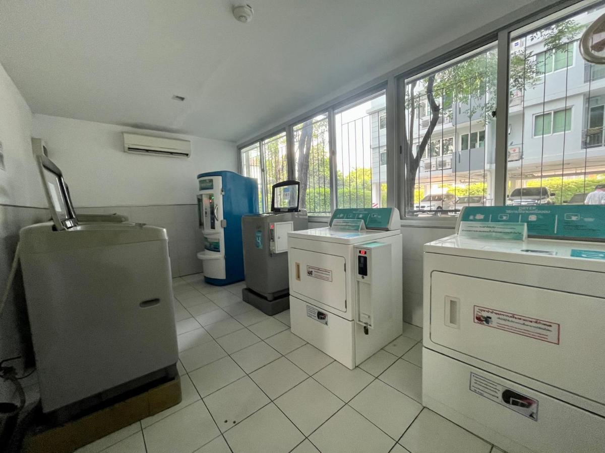 1Br Condo 5 Min To Bts 1000Mbps Fiber Wi-Fi Leilighet *