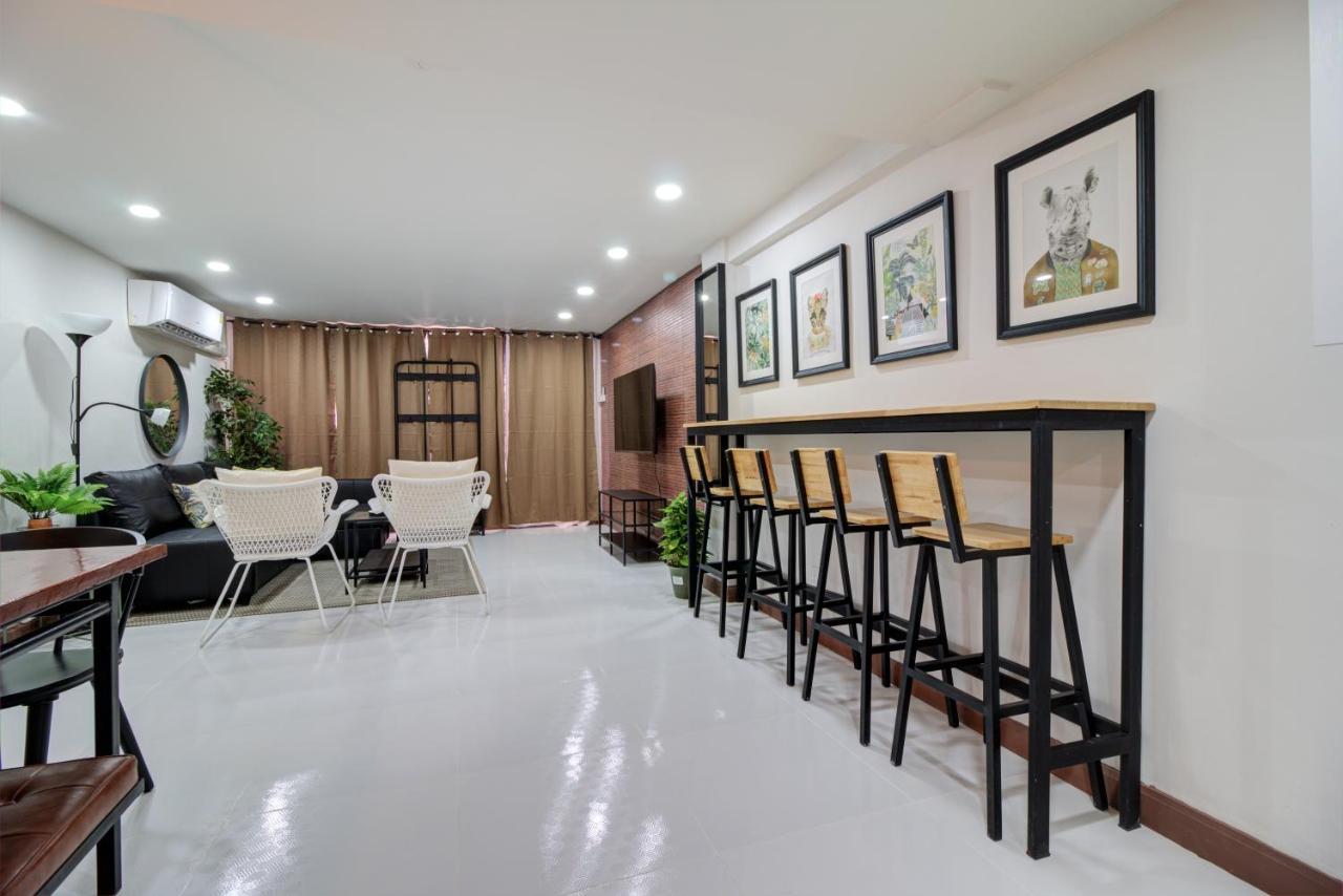 Hébergement de vacances Watergate Townhouse 曼谷中心水門家 Bangkok