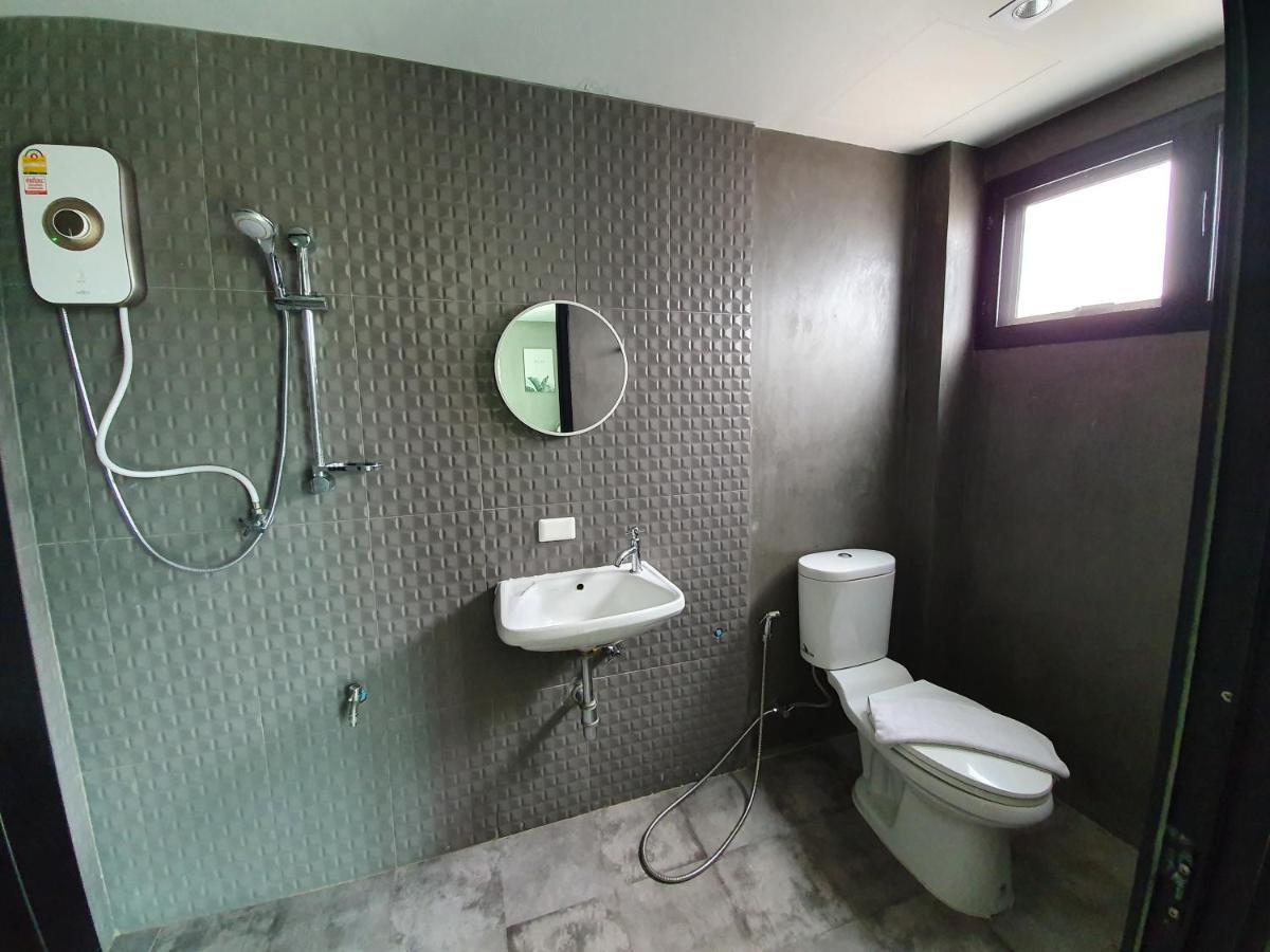 Baan Wualamphong บ้านวัวลำพอง * Banguecoque