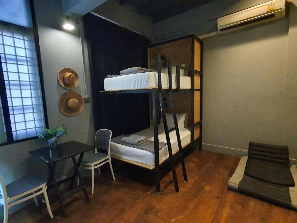 Bed And Bike Hostal *
