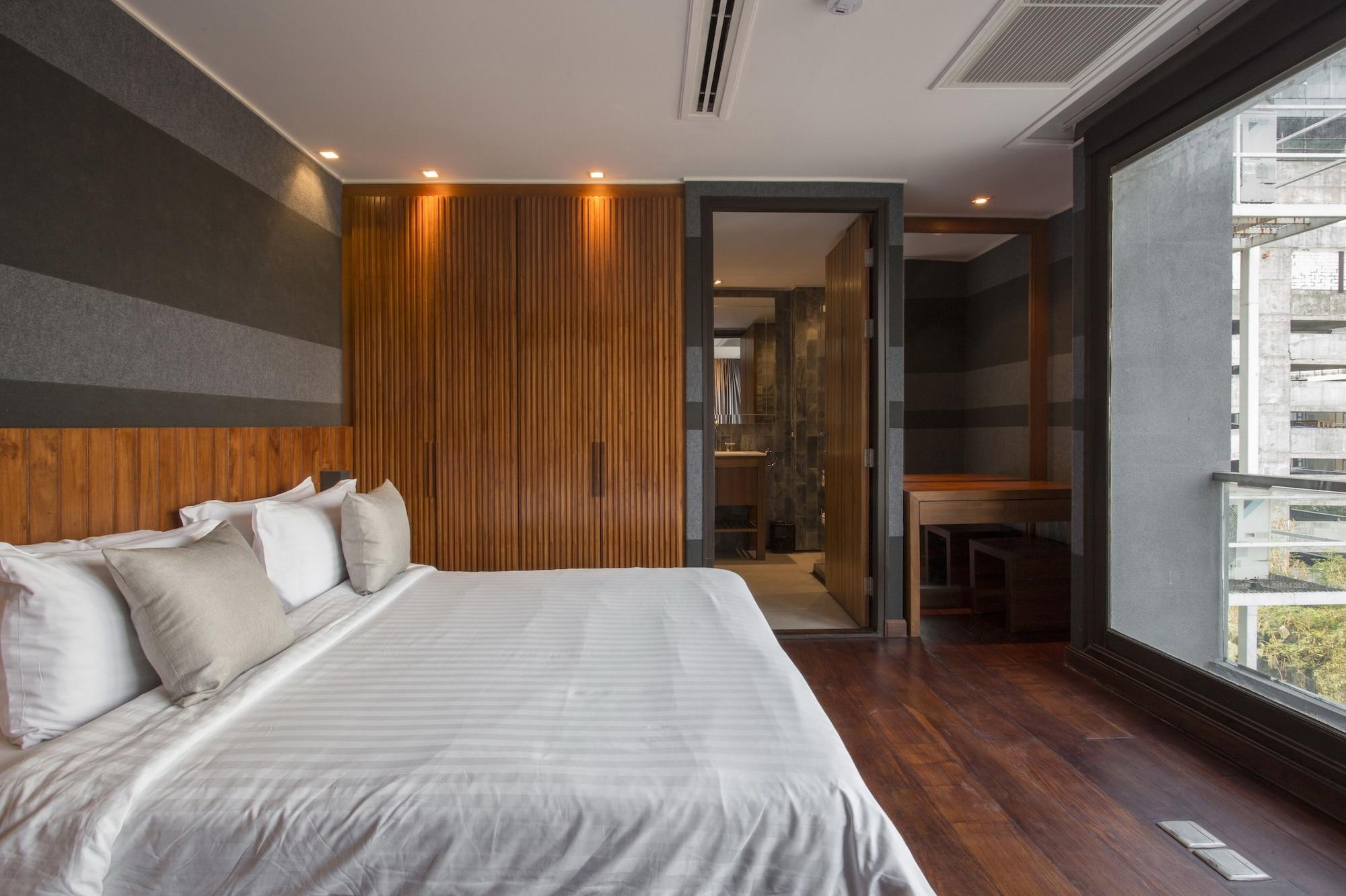 Hotel Luxx Langsuan - Sha Bangkok