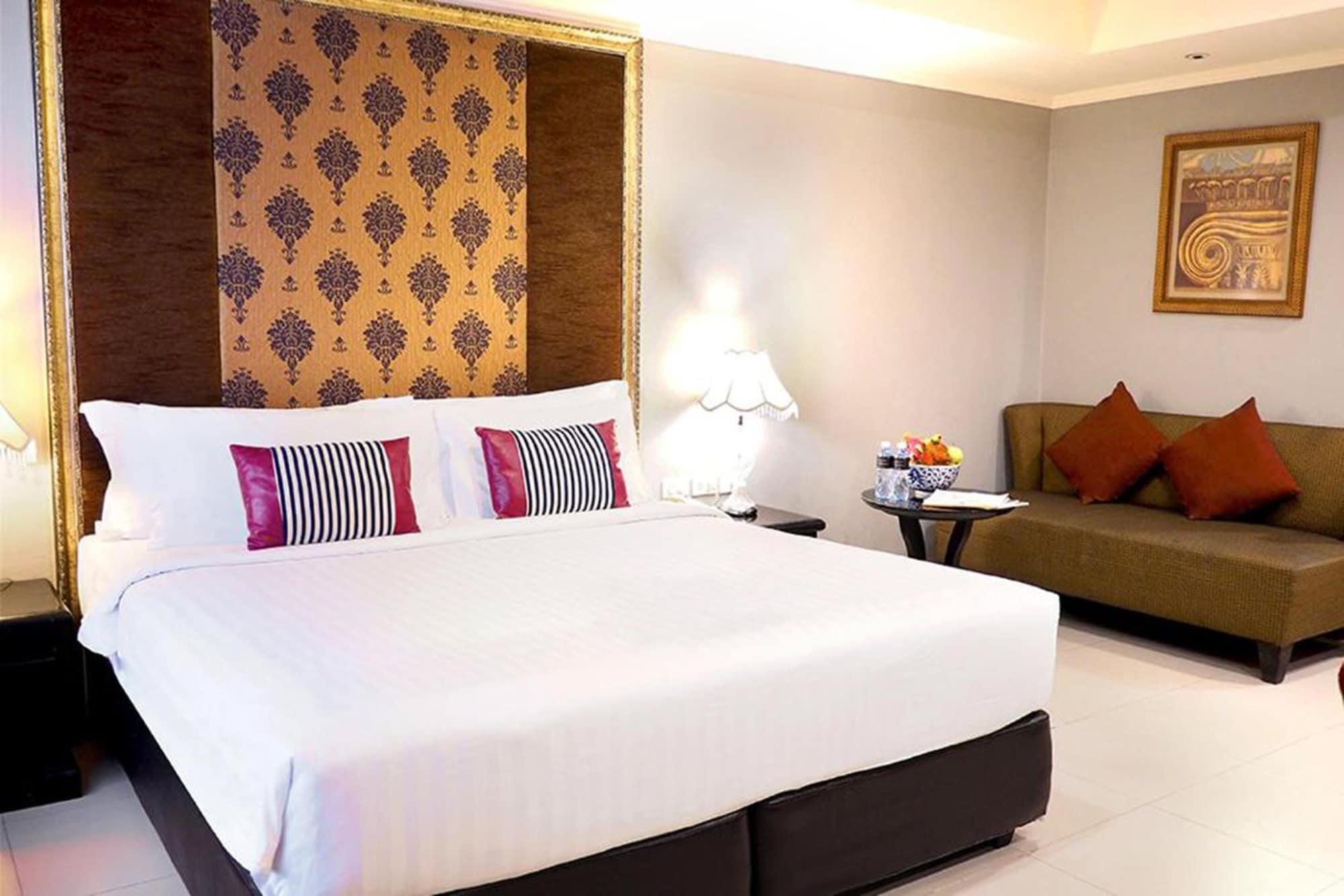 Khách sạn Furamaxclusive Sukhumvit 4*