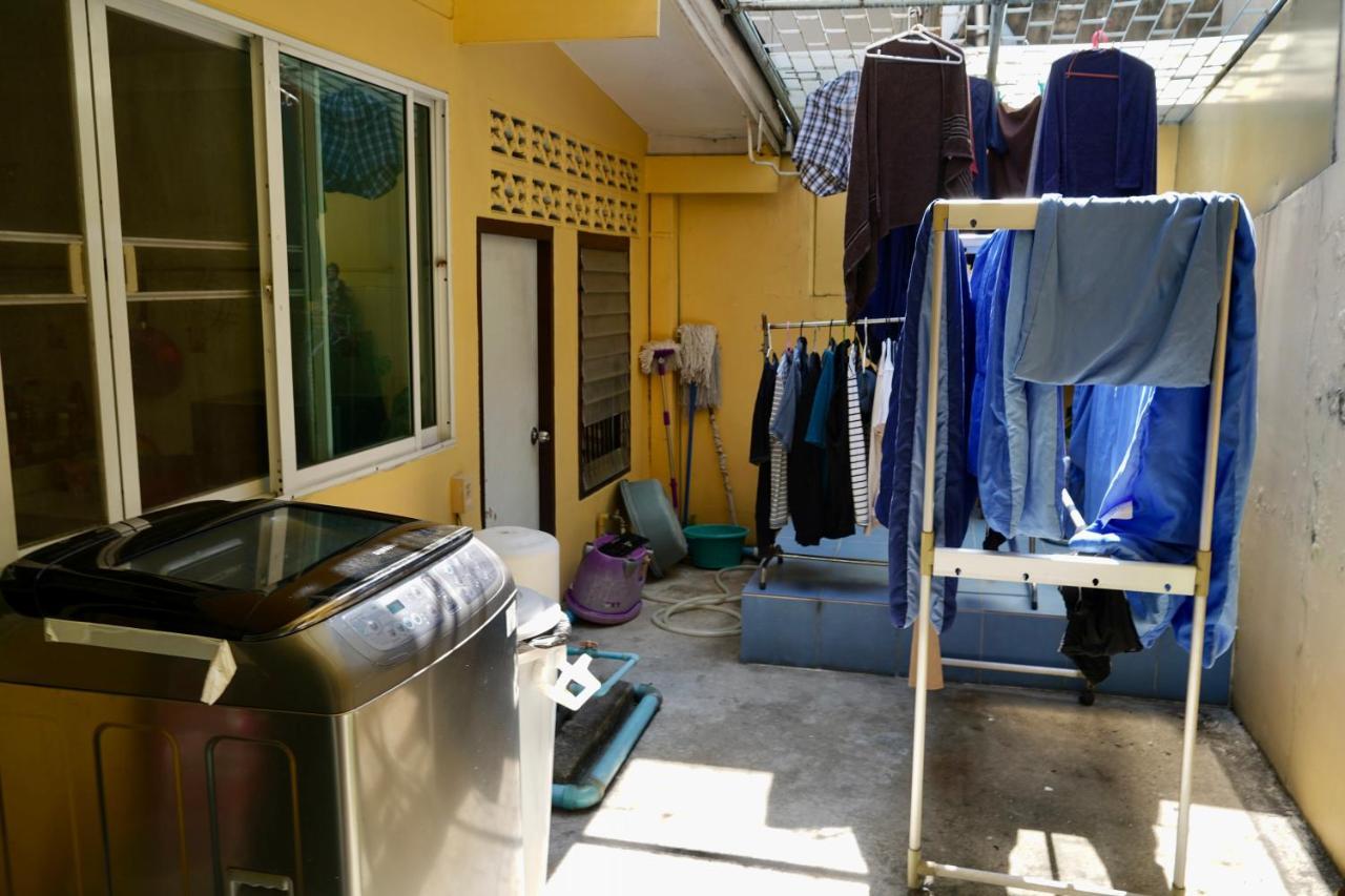 Auberge de jeunesse Sura Near Mrt Phra Ram 9 *