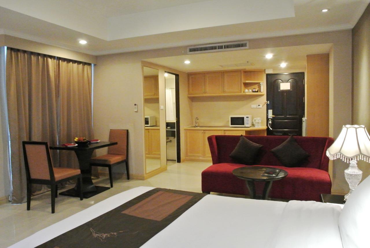 Furamaxclusive Sukhumvit Khách sạn 4*