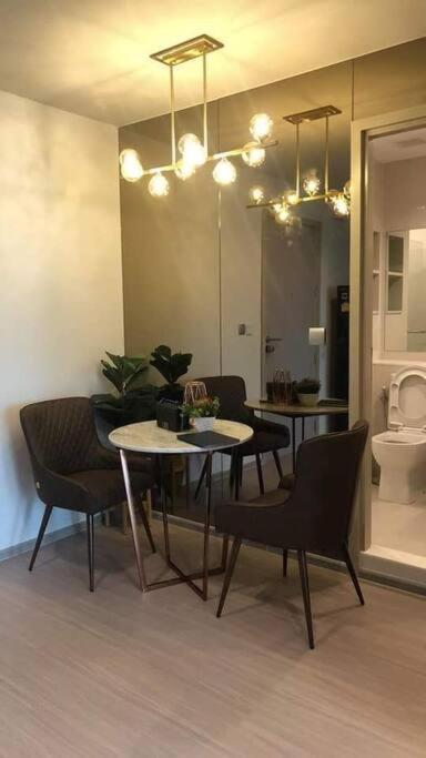 Apartment 1 Bedroom Plus@42th Fl /2-3 Min Walk To Bts Mrt Ladprao Bangkok