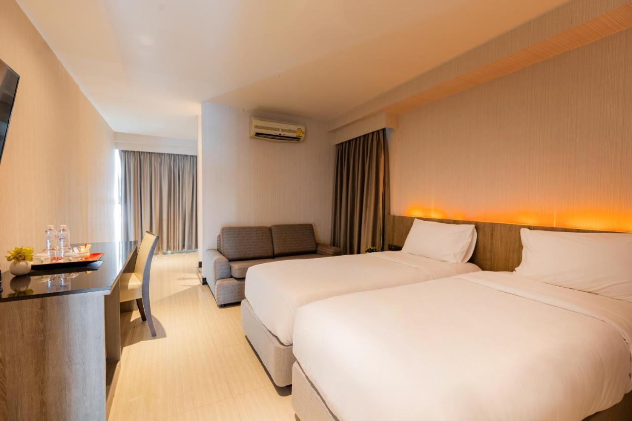 Sukhothai And Ratchada Hotel