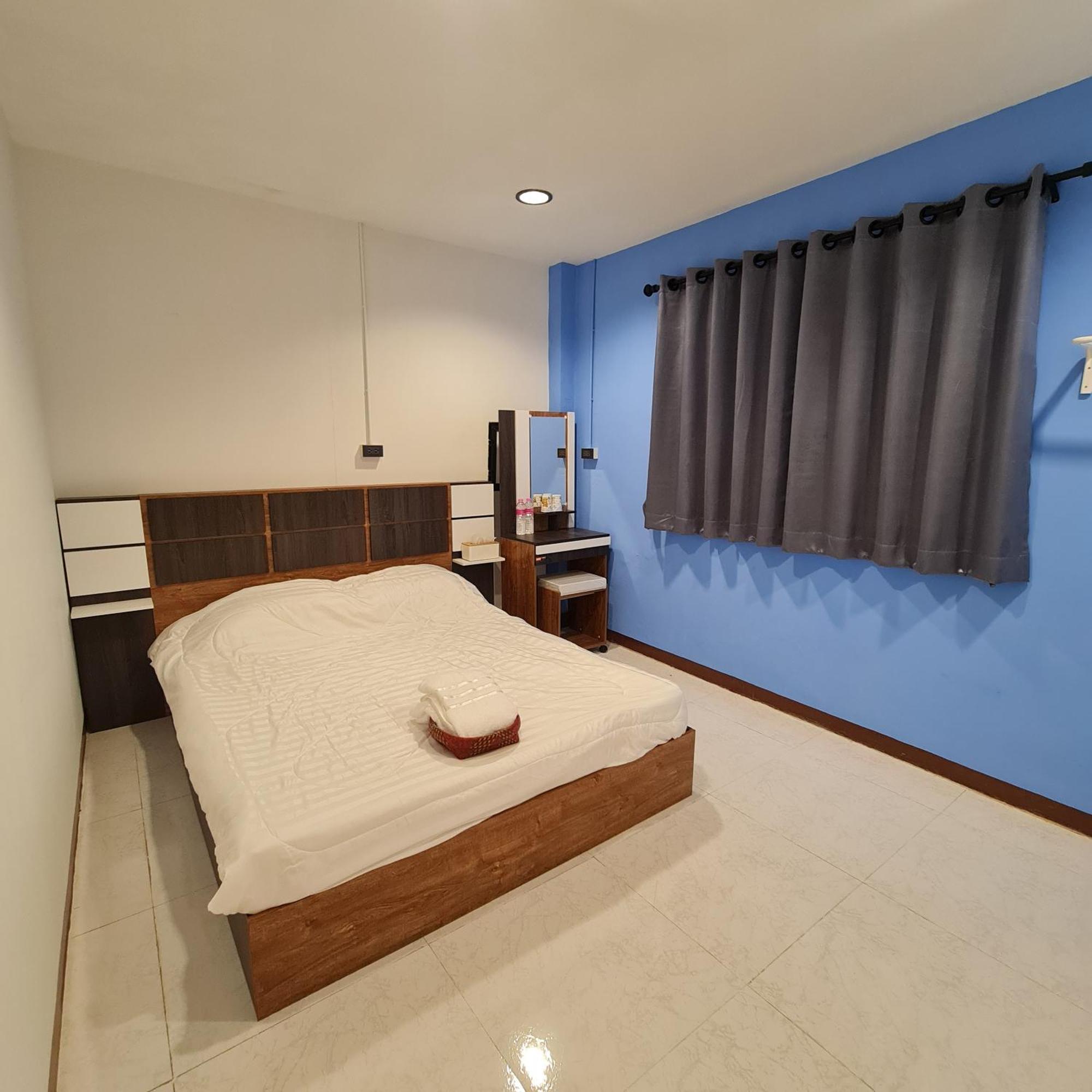 Noc House Hostal Bangkok