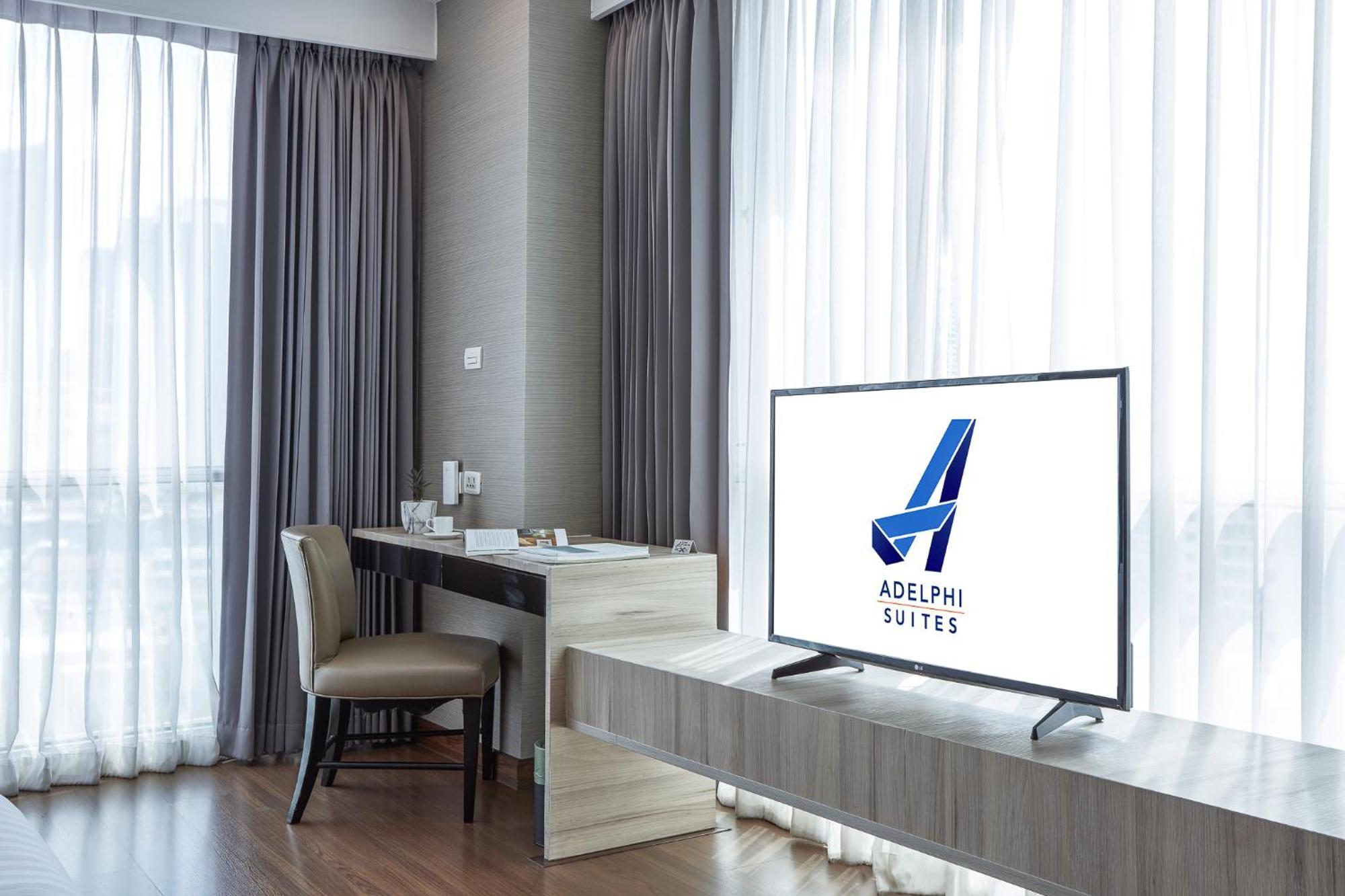 Adelphi Hotel 4*
