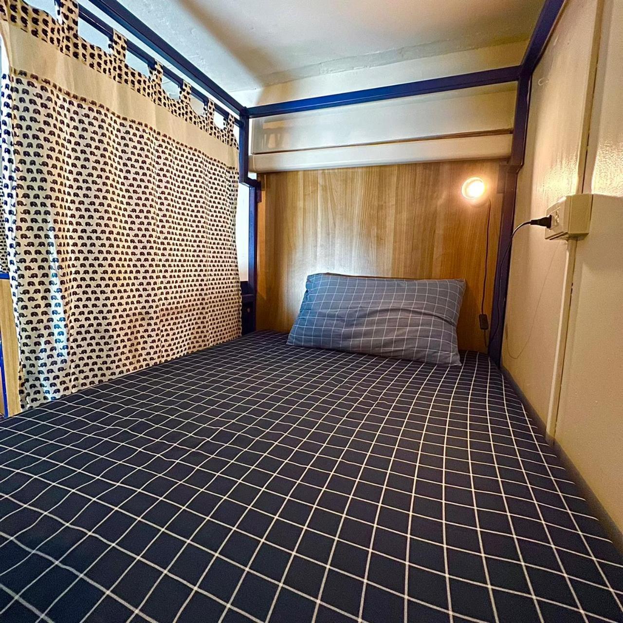 Khách sạn Hoft Bangkok