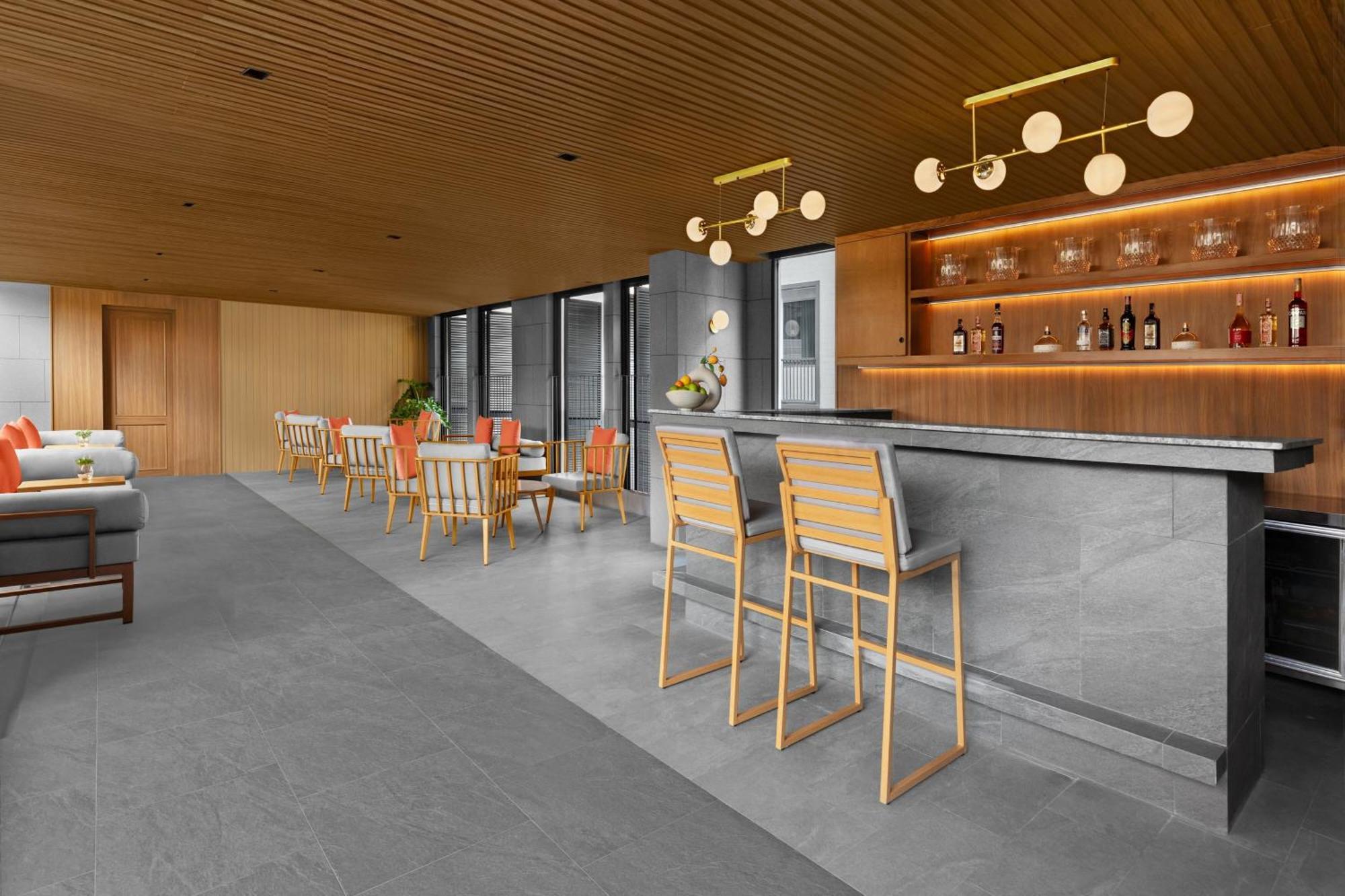 Courtyard By Marriott Sukhumvit 20 Hotel 5*