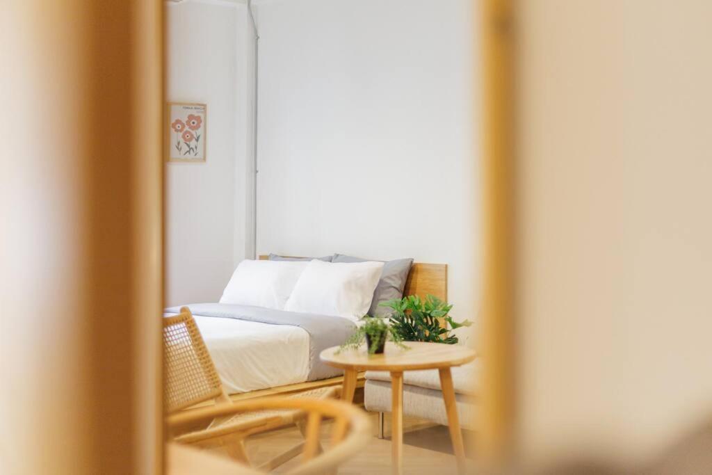 Hotell Wabisabi 3 Min To Train Station Bangkok