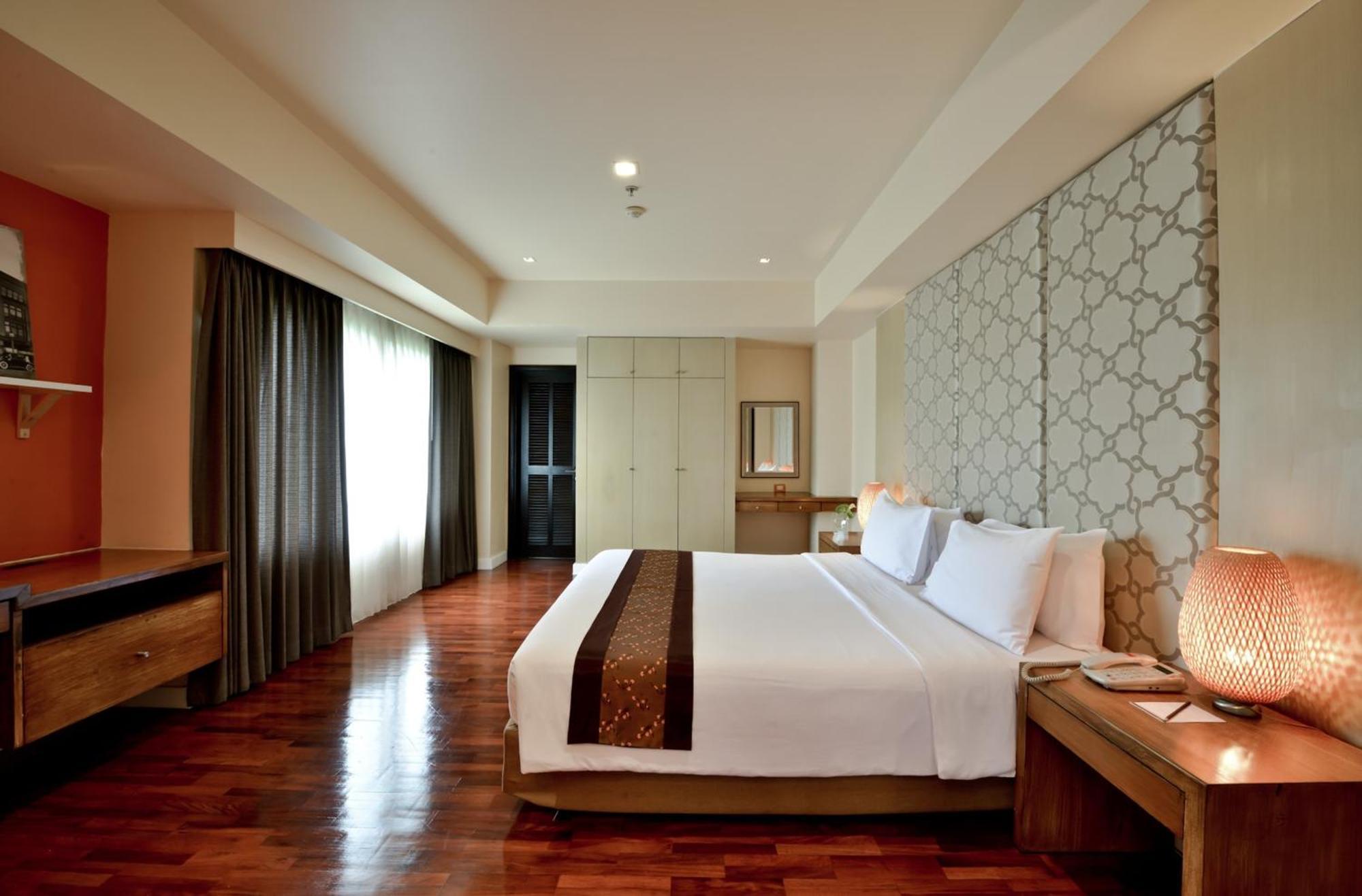 Abloom Exclusive Serviced Aparthotel 4*
