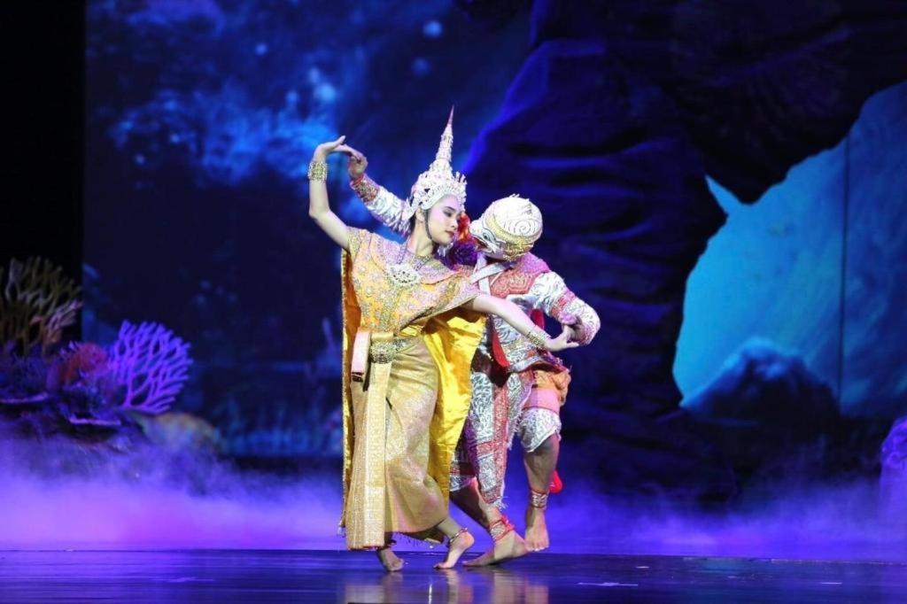 Go The Grand Palace I โกอินน์ พระบรมมหาราชวัง 2 Pangsapuri *
