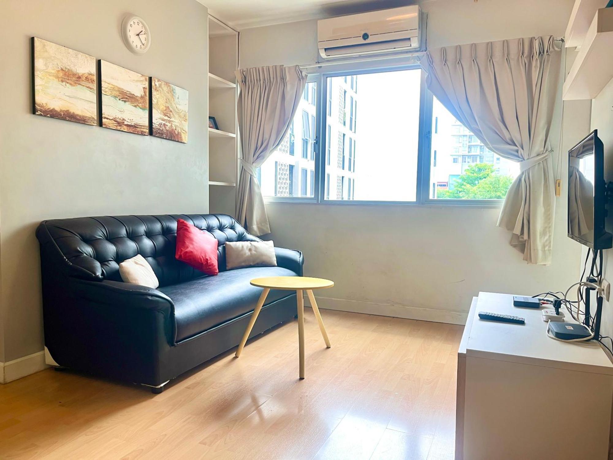 1Br Condo 5 Min To Bts 1000Mbps Fiber Wi-Fi Bangkok