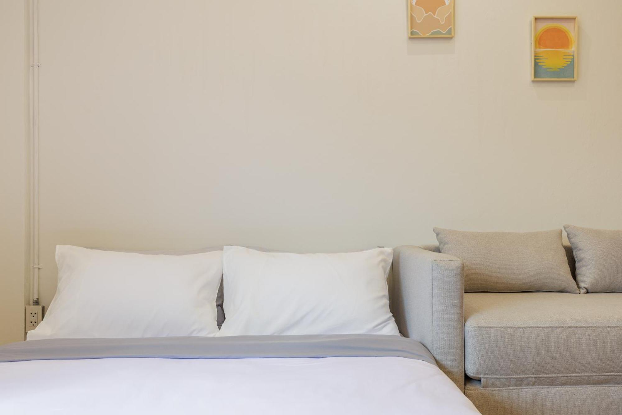 Wabisabi 3 Min To Train Station Hotell Bangkok